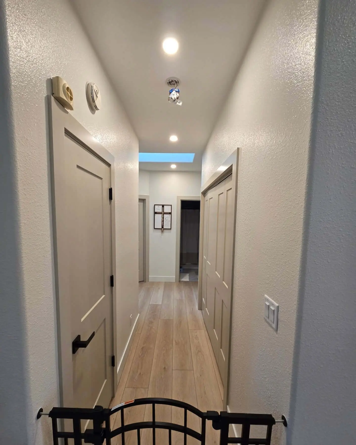 interior trim painting